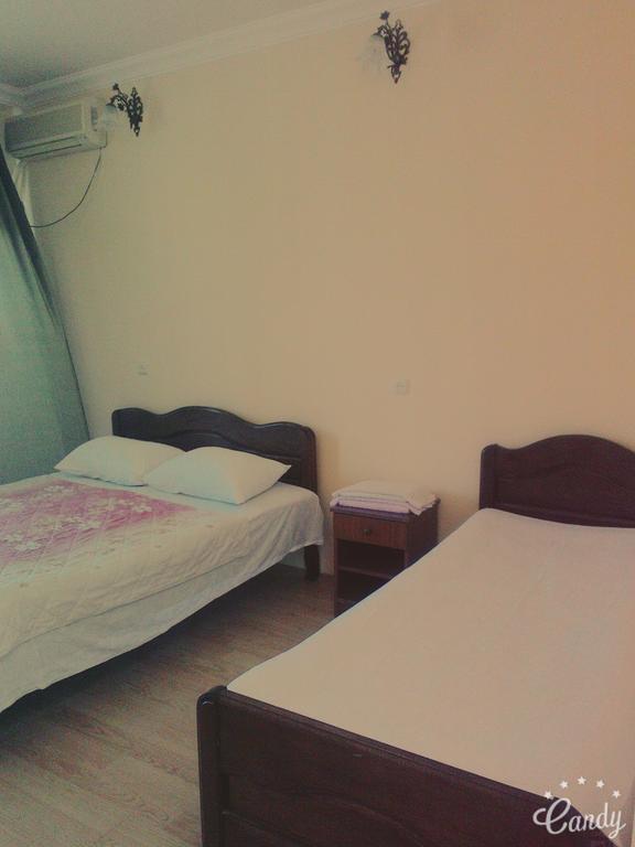 Green Hotel Кваріаті Екстер'єр фото